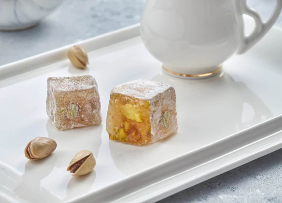 Dubbel geroosterd Turks fruit met poedercoating en pistachenoten