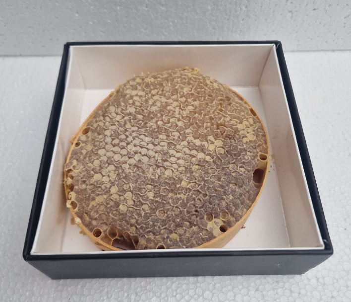 Karakovan Petek Balı (400-450 gr)